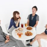 ゴチ飲みアプリ使ってみ？女子と簡単に出会えるし、7割はお持ち帰りできるぞ